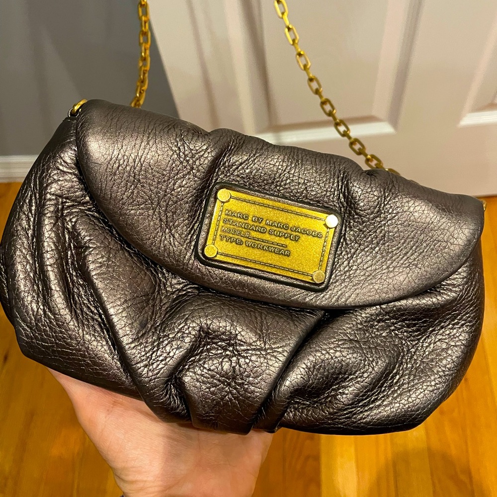 Marc Jacobs crossbody wallet bag